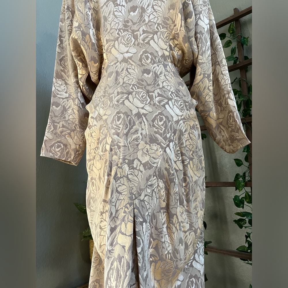 B.B. Collections by Barbara Barbara 80s VTG Metallic Satin Floral Midi Dress - Picture 13 of 15